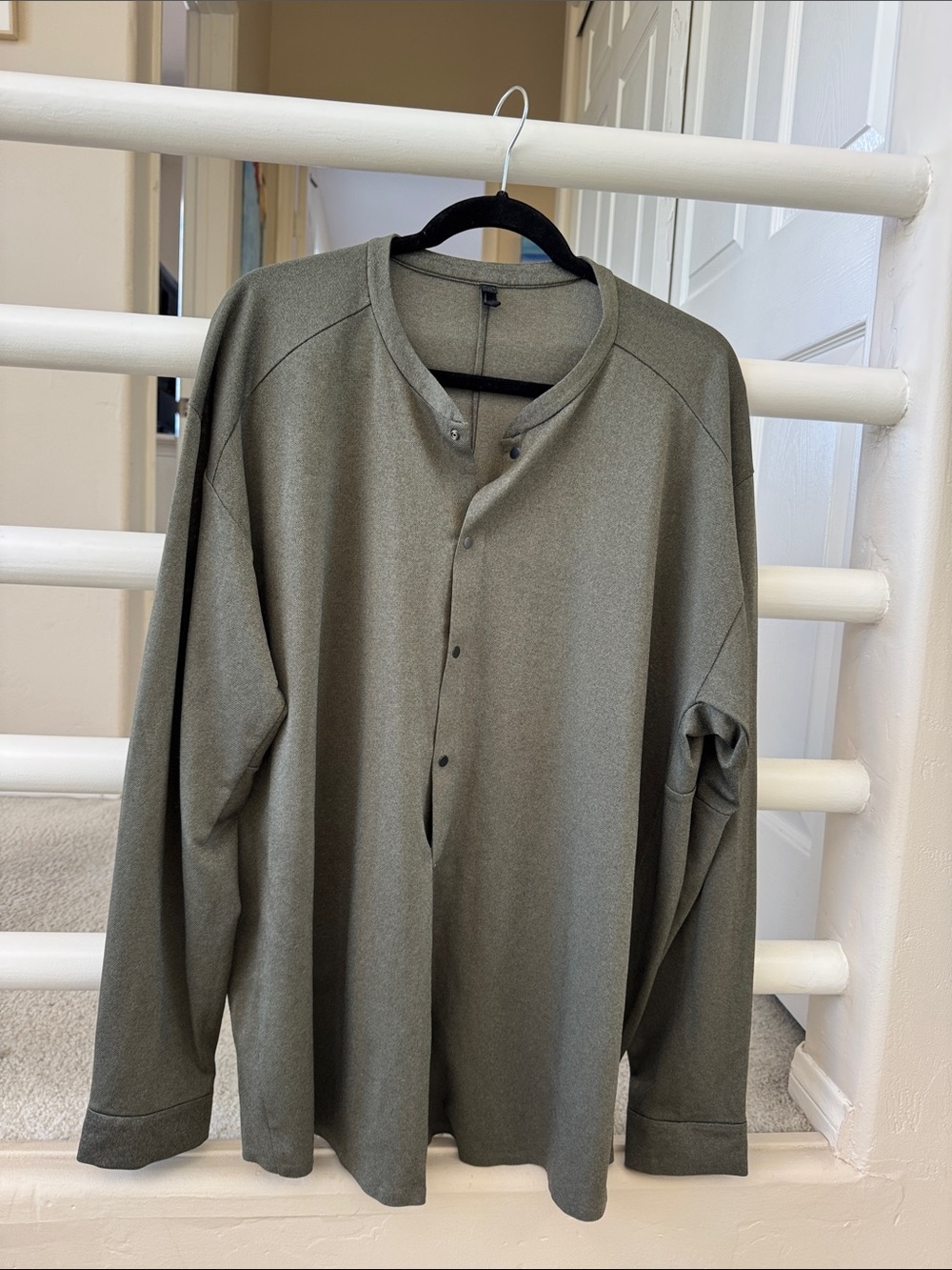 lululemon athletica olive green knit Snap down
